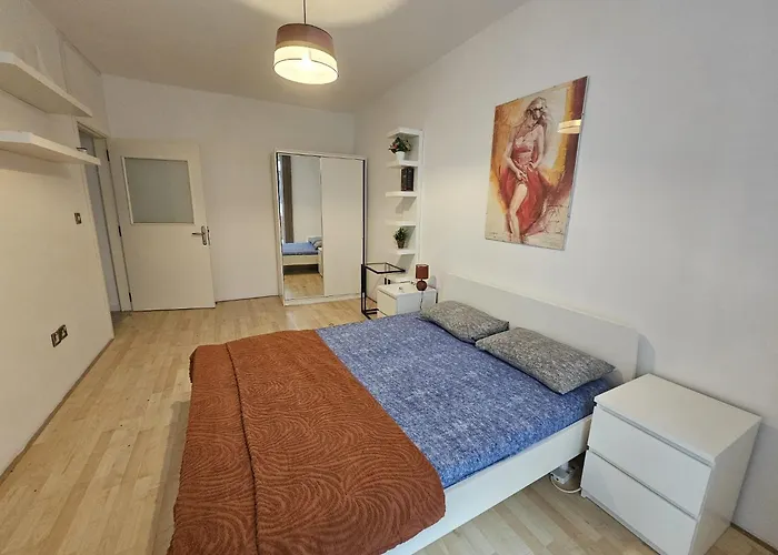 Apartmán The Glow - S4 *