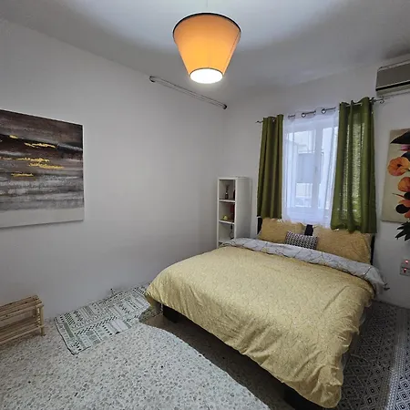 Modern Sea-view In Sliema Ferry 250 Sqm 4s