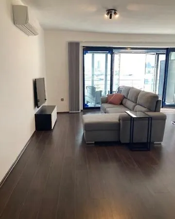 Modern Sea-view In Sliema Ferry 250 Sqm 4s *