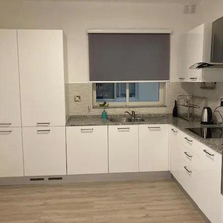 Modern Sea-view In Sliema Ferry 250 Sqm 4s Gzira