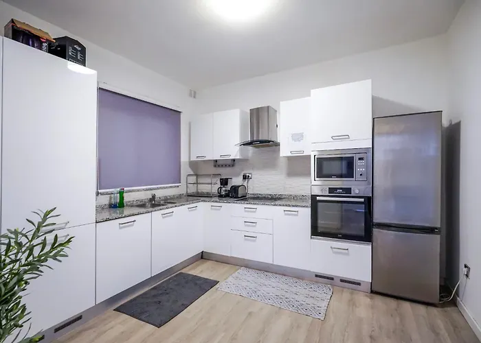 Apartment Modern Sea-view In Sliema Ferry 250 Sqm 4s