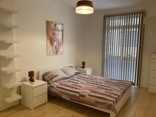 Modern Sea-view In Sliema Ferry 250 Sqm 4s Apartment