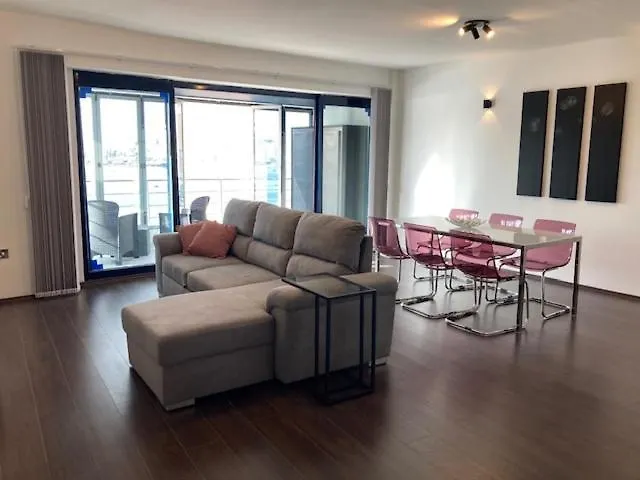 Modern Sea-view In Sliema Ferry 250 Sqm 4s *